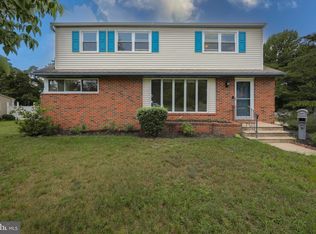 6 Sunset Dr, Voorhees, NJ 08043