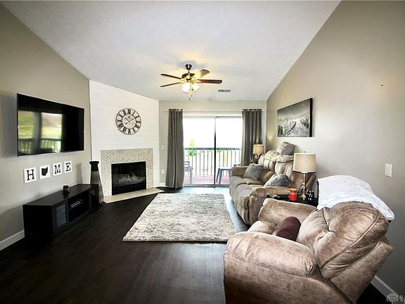 3rd image of 6591 Brigham Sq APT 8