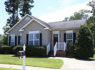 1017 Holly Meadow Dr, Holly Springs, NC 27540