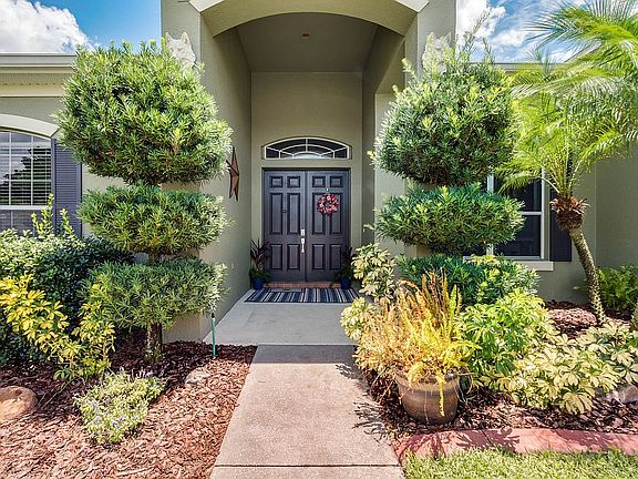 4th image of 2979 Majestic Isle Dr