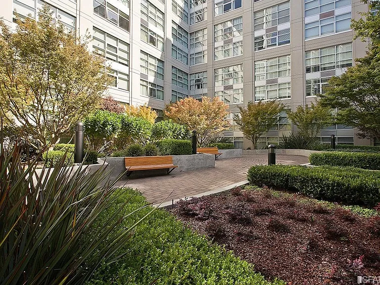 200 Brannan St #244 — Photo 31