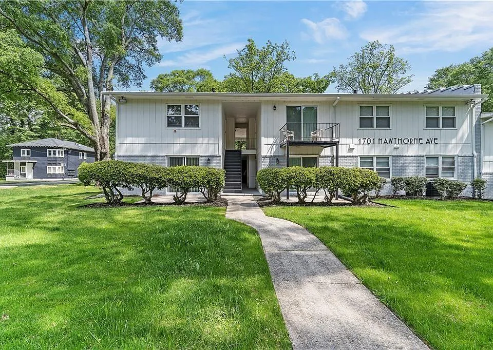1701 Hawthorne Ave #12