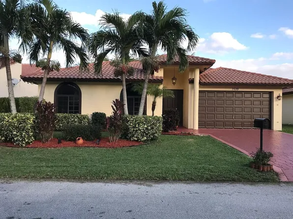 7039 Golf Pointe Circle, Tamarac, FL 33321