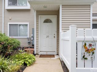 20 Sweetgum Ln, Monmouth Junction, NJ 08852