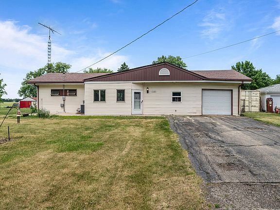 3rd image of 7125 Toms Rd