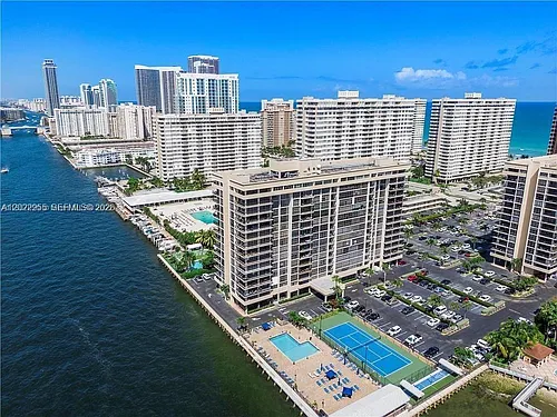 2017 S Ocean Dr Photo 1