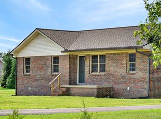117 Kay Cir, Lafayette, TN 37083