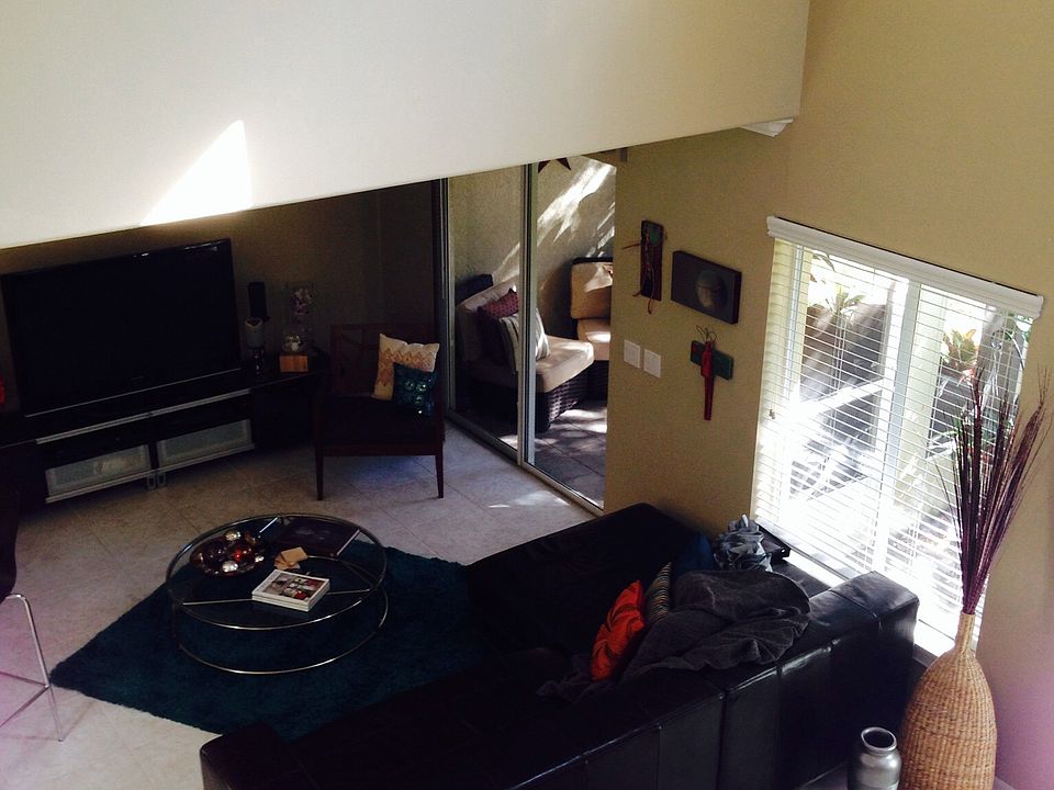 1st image of 1489 Grassy Ct #1