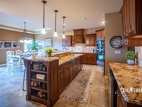 4th image of 3973 Kensington Ct
