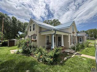 316 Friend St, Cottonwood Falls, KS 66845
