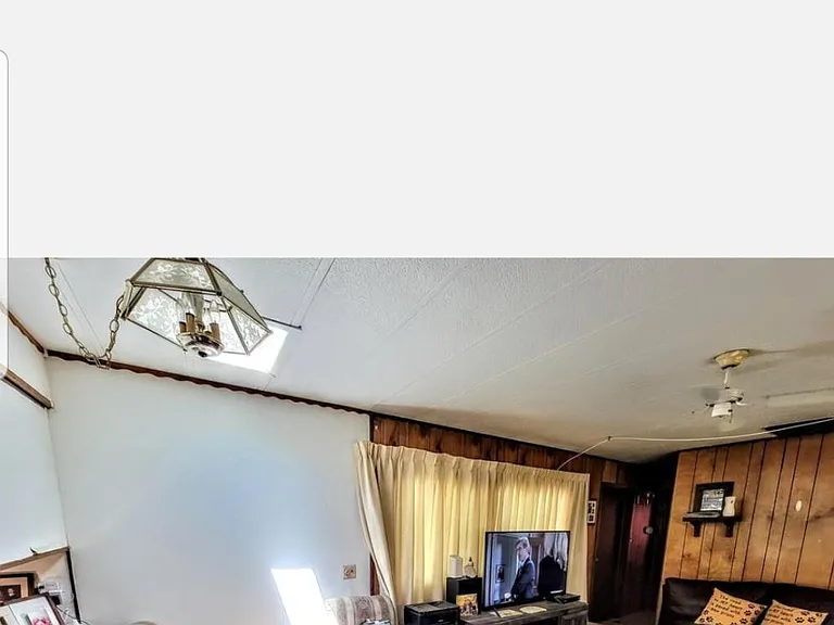 96 E Kipling Dr — Photo 2