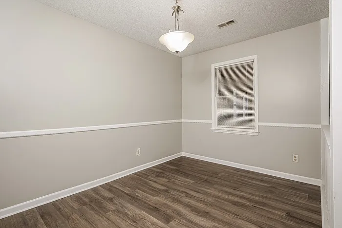 139 Rosedale Ave — Photo 5