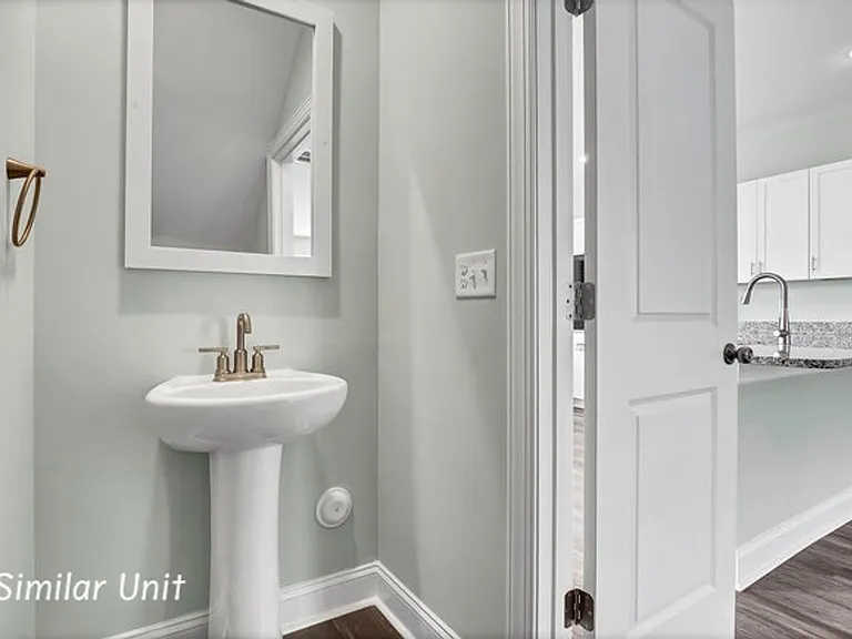 305 Starfish Ln — Photo 5
