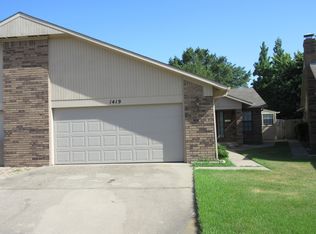 1419 Windsor Dr, Ardmore, OK 73401
