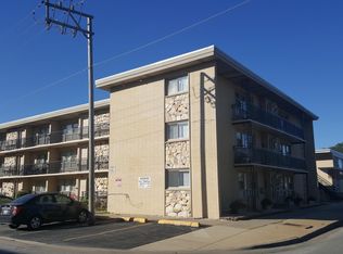 11904 Gregory St APT 2, Blue Island, IL 60406
