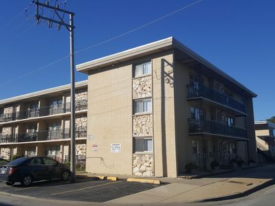 11904 Gregory St APT 2, Blue Island, IL, 60406