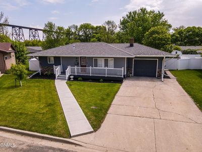 1348 6th Ave NE, Valley City, ND, 58072
