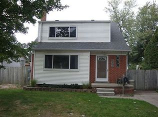 224 W Twelve Mile Rd, Royal Oak, MI 48073