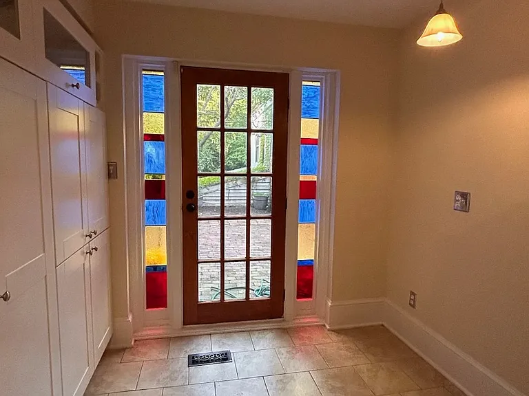 126 E Montgomery St — Photo 13