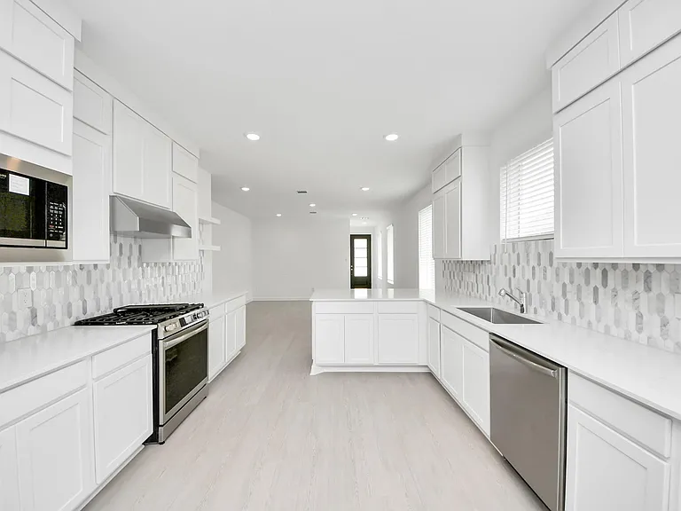 1062 Blue Stone Dr — Photo 29
