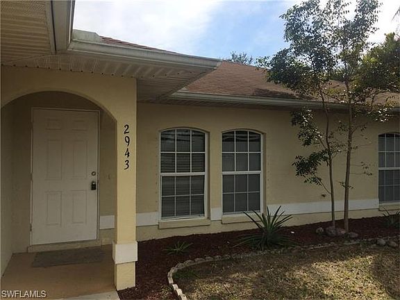 4th image of 2943 SW 8th Ct