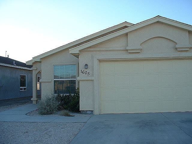 2nd image of 1605 Bradley Ct