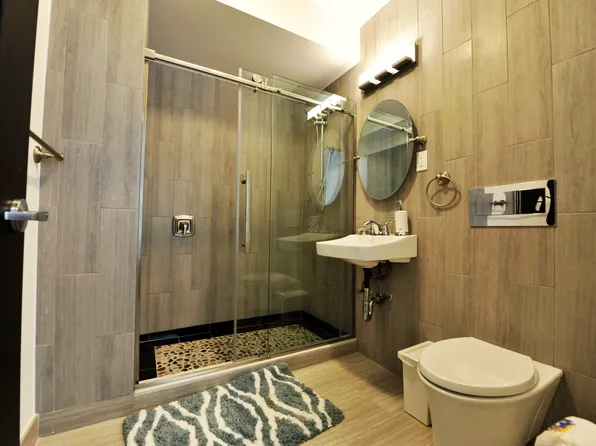 227 Grand Street image 2 of 5