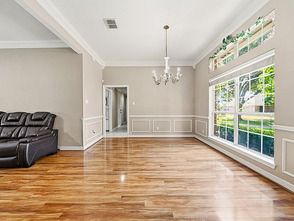 4th image of 1308 Wentwood Cir