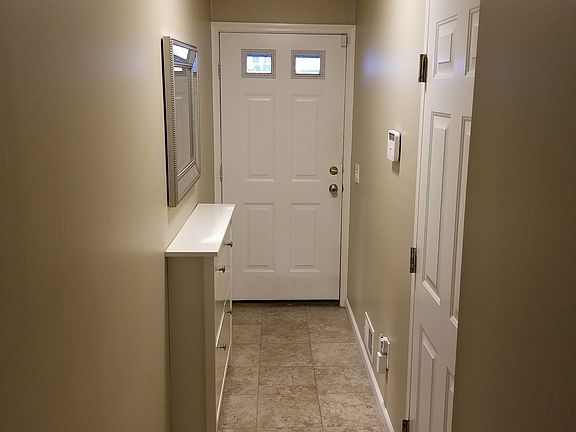 3rd image of 55 Simmons Ln