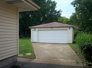 8556 Forest Ave, Munster, IN