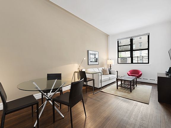 3rd image of 142 W 86th St APT 4A