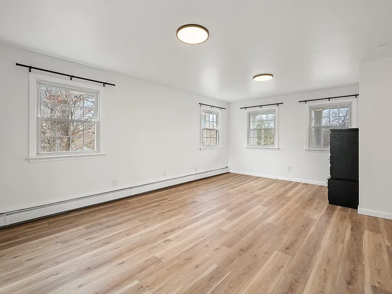 2 Cavasin Dr — Photo 23