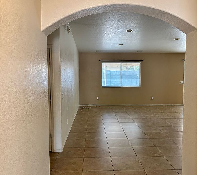 1st image of 4275 S Mayberry Pl