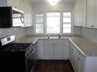 603 Azalea Dr, La Marque, TX 77568