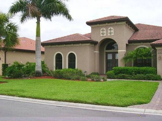 1st image of 21751 Arenga Ln