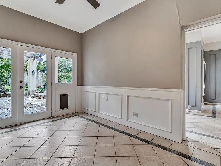 112 Cloverleaf Ave — Photo 27