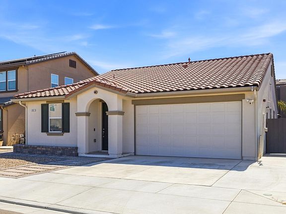 3rd image of 2951 Kern Way