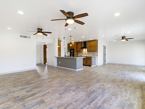 4th image of 10326 W Sutters Gold Ln