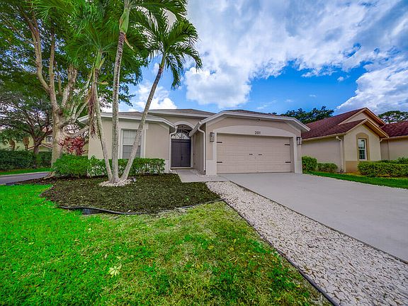 5th image of 201 Trails End