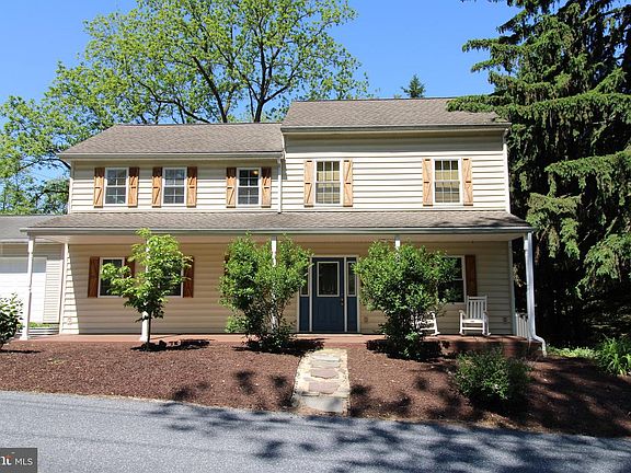 4th image of 665 Hempfield Hill Rd