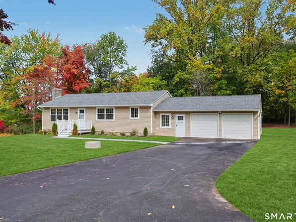 30 East Maiden Lane, Monroe, CT 06468