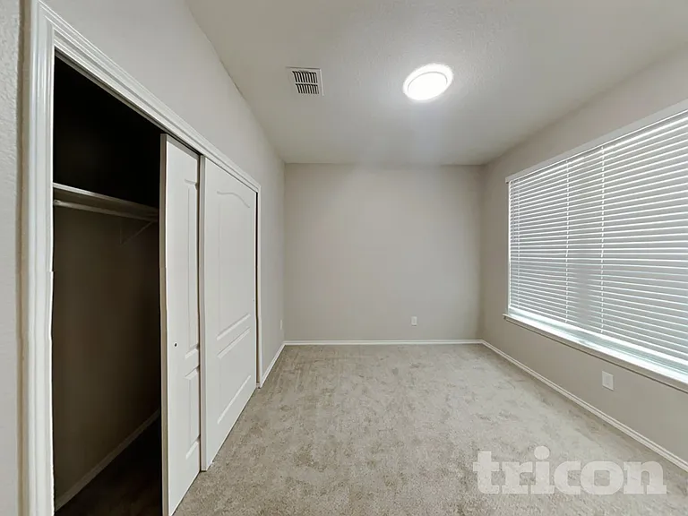 1034 Sundance Fort — Photo 12