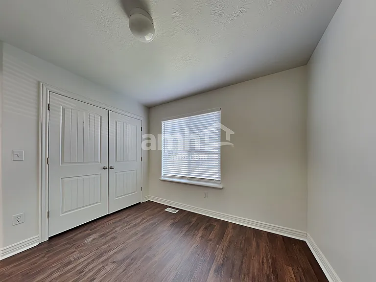 3672 E Nairn Dr — Photo 12