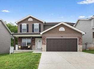 682 Rockshire Dr, Herculaneum, MO 63048