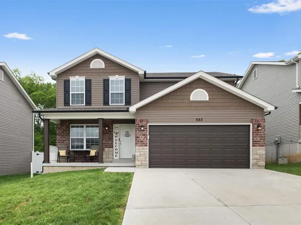 682 Rockshire Dr, Herculaneum, MO 63048