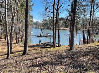 1304 Rock Island Rd, Gilbert, SC 29054