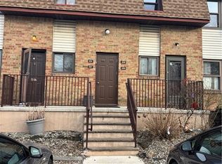 405 N Oaks Blvd, North Brunswick, NJ 08902