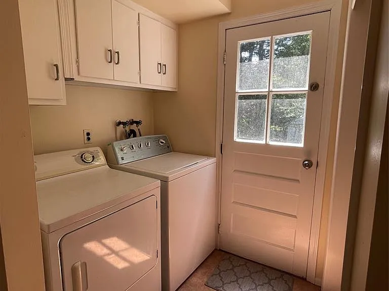 4 Cornwallis Rd — Photo 5