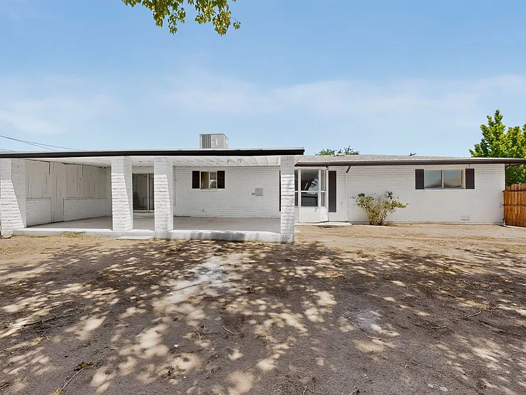 824 Ortega Rd NW — Photo 37