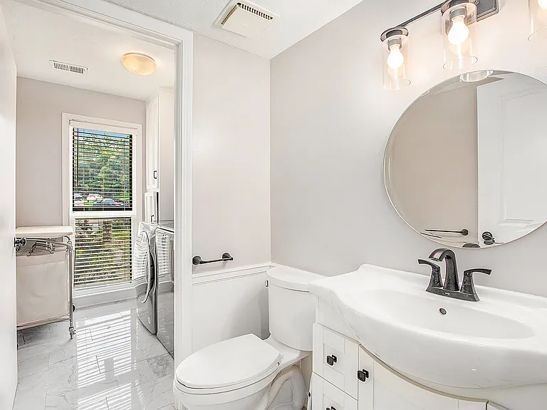 13805 W 78th Ter — Photo 11